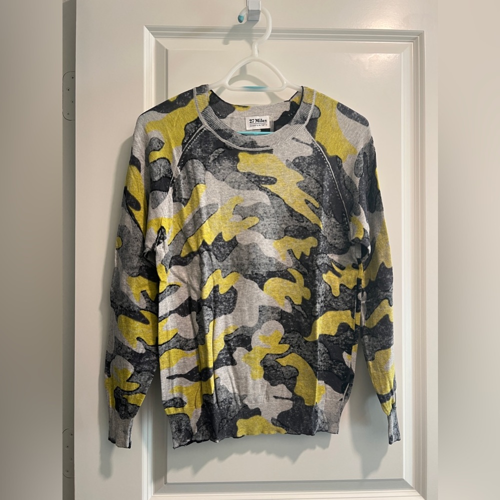 27 Miles Malibu Yellow/Black Camo Sweater - Large